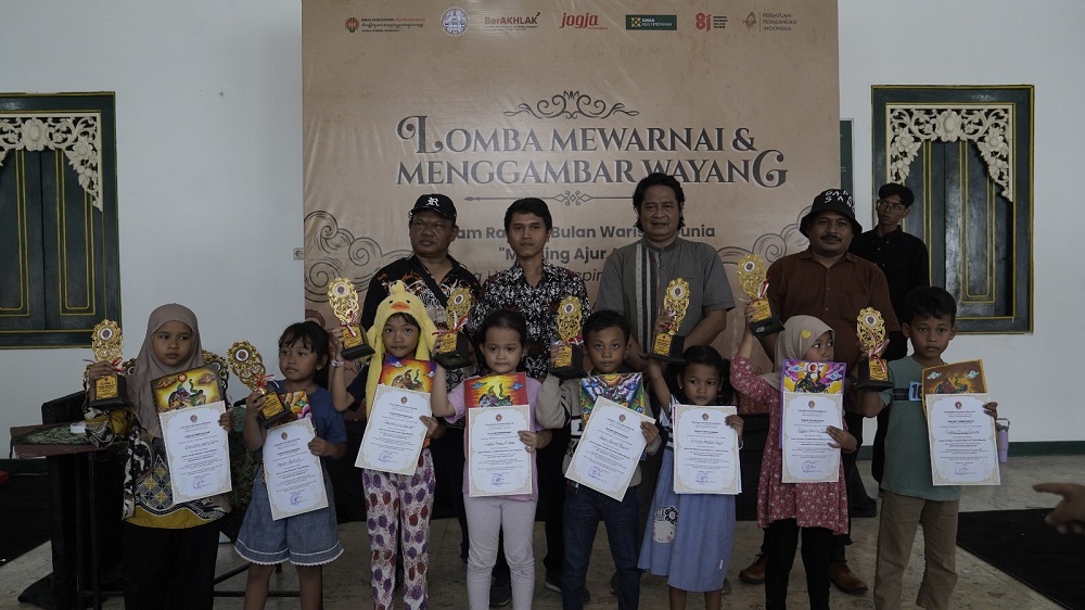 9 Desain Batik Mudah untuk Lomba Mewarnai Anak SD