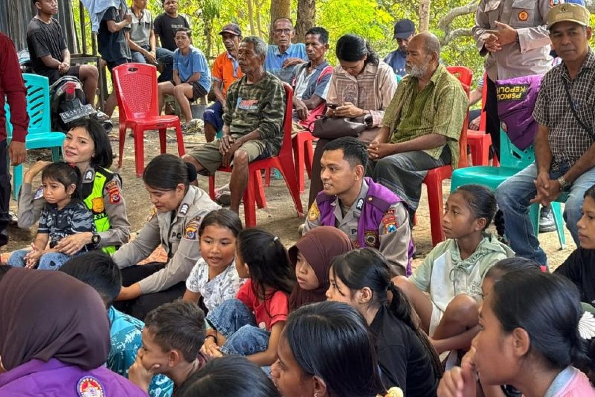 Ketika Polisi Menjadi Penyembuh: Trauma Healing Anak Korban Gempa