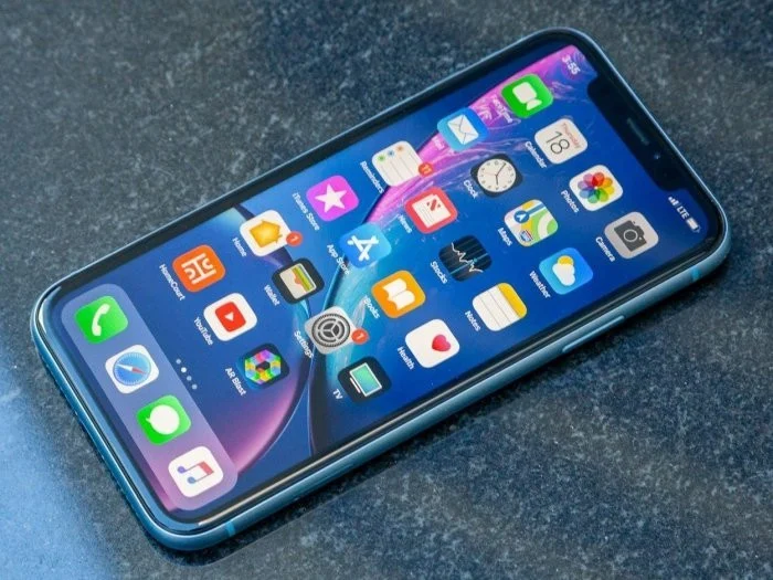 18 Ponsel Android Desain iPhone Pro Max: Worth It?