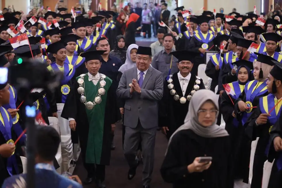 Paradoks Pengangguran Sarjana di Sumsel
