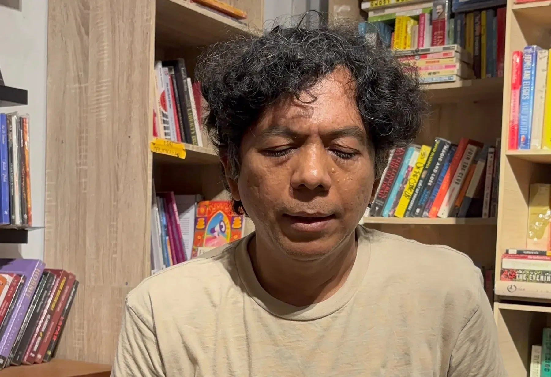 Dari Kegelapan ke Studio: Comeback Solo Adrian Yunan