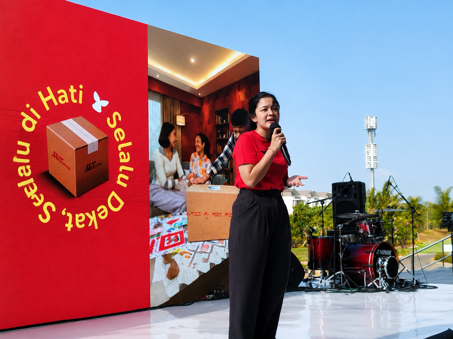 Pengiriman Lonjak 65%, J&T Express Jadi Tulang Punggung UMKM