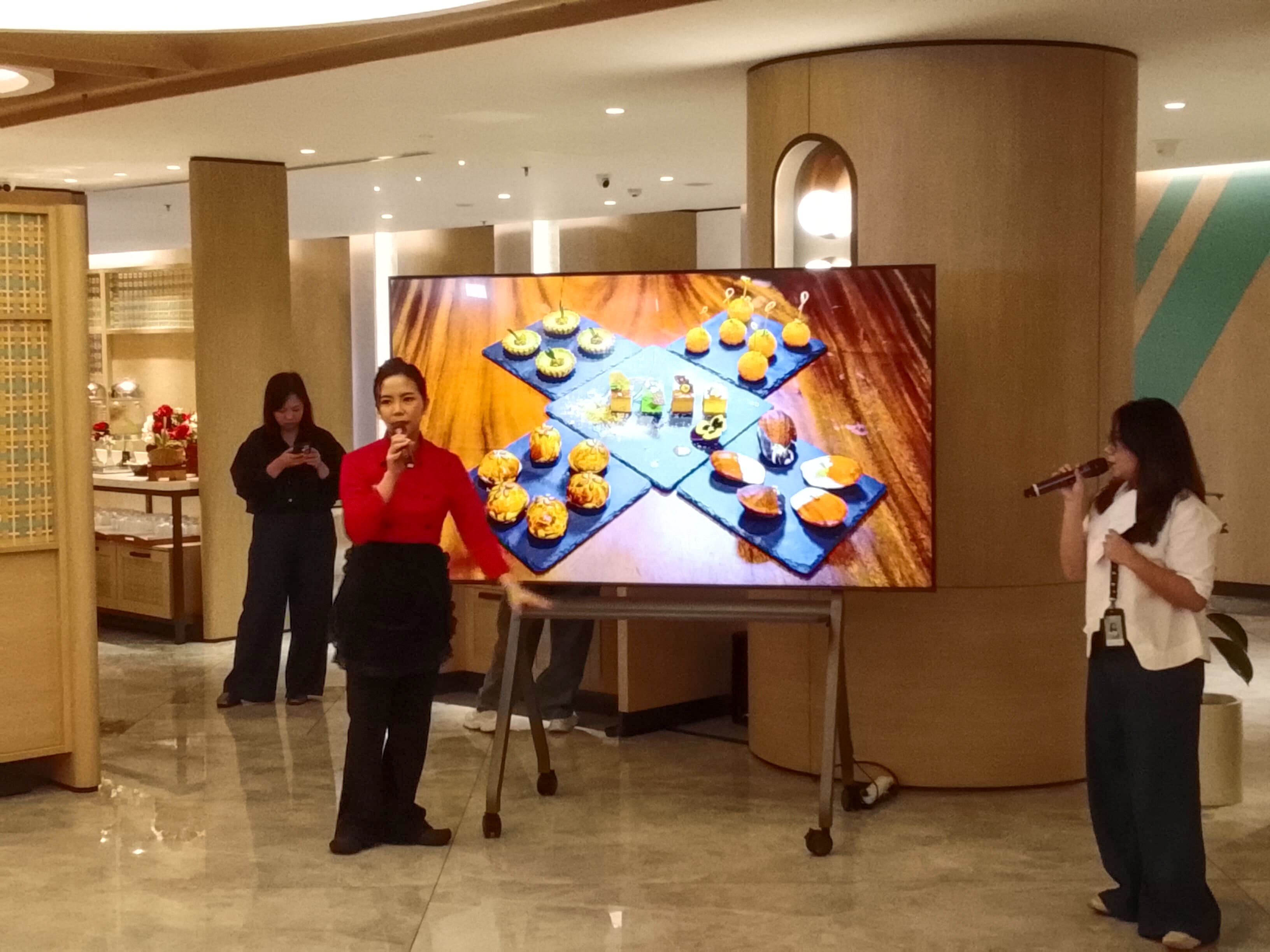 Chef Kolaborasi Hadirkan Cita Rasa Nusantara di Hotel Mewah