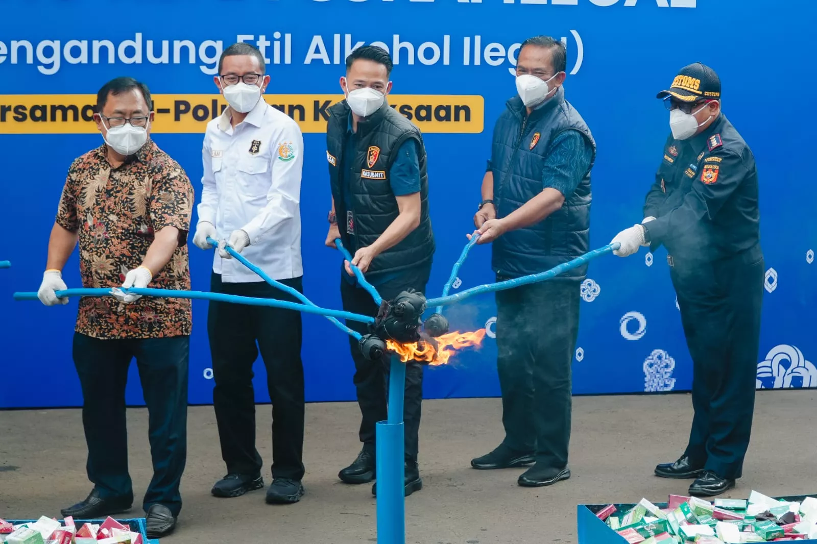 Bea Cukai Musnahkan Rp82 Miliar BKC Ilegal: Penertiban atau Perang Jangka Panjang?