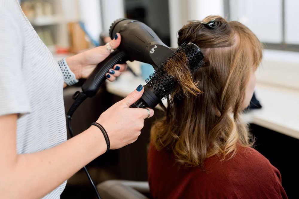 Pilih Model Rambut Sesuai Bentuk Wajah: Panduan Lengkap