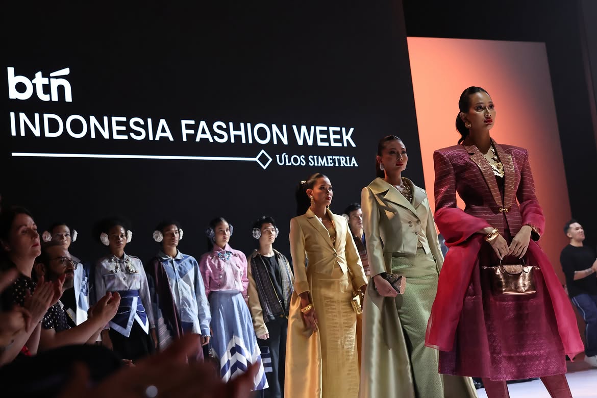 Batik Langka dan Modest Fashion Menguasai Panggung Fashion Week