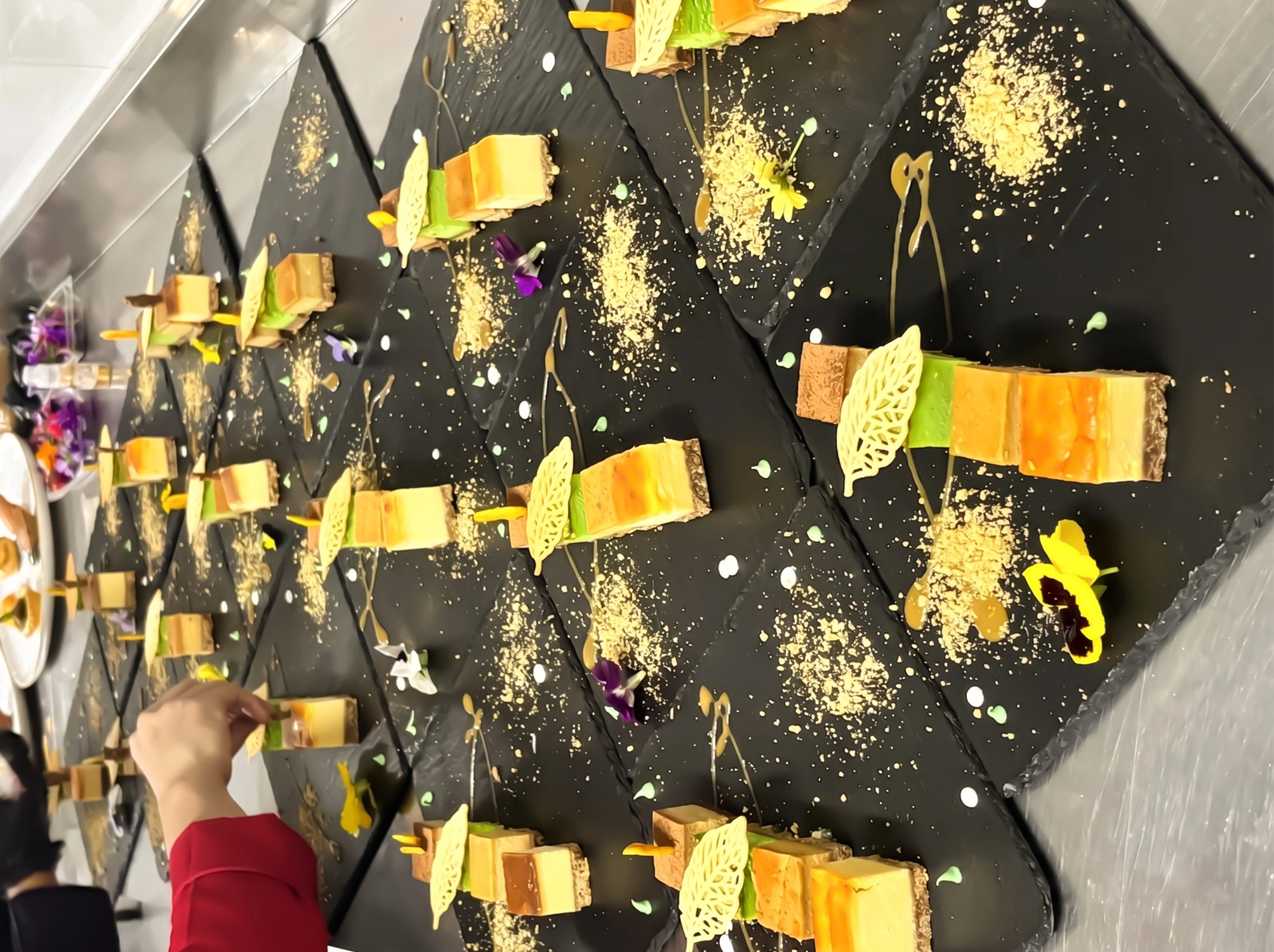Dari Klepon hingga Durian: Chef Agnesia dan Estetika Pastry Kontemporer