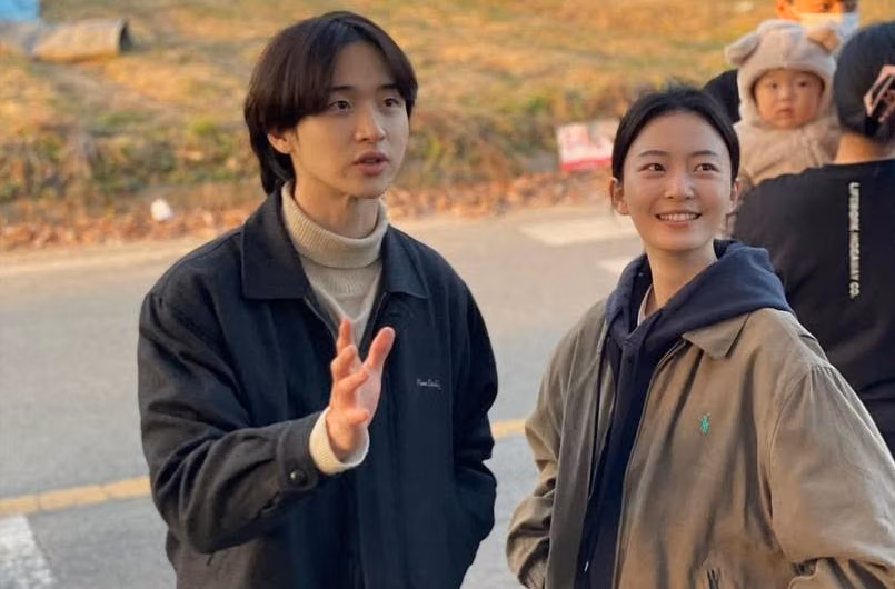 Jang Dong Yoon Umumkan Pernikahan dengan Kim Seung Yoon
