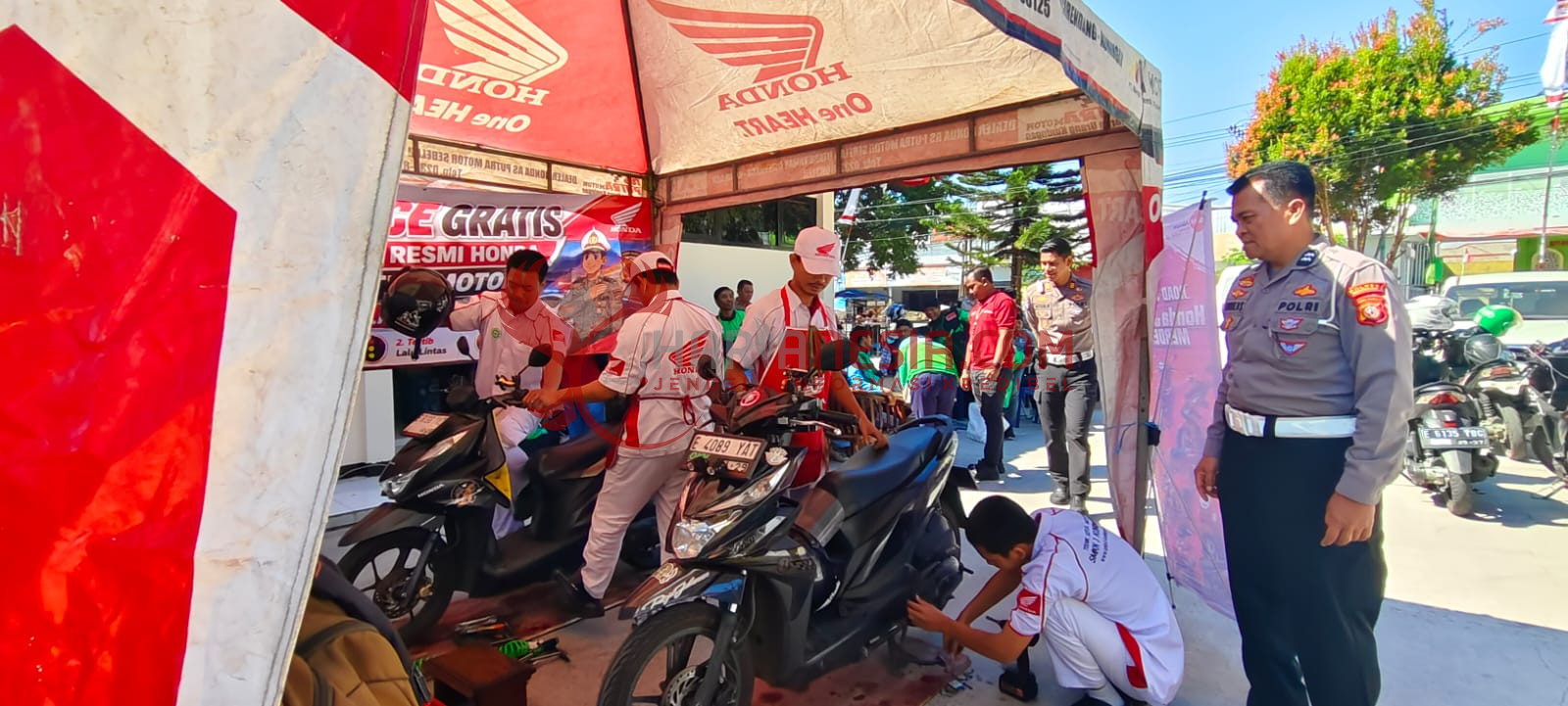Servis Motor dan Oli Gratis Polisi: Edukasi Keselamatan untuk Ojol