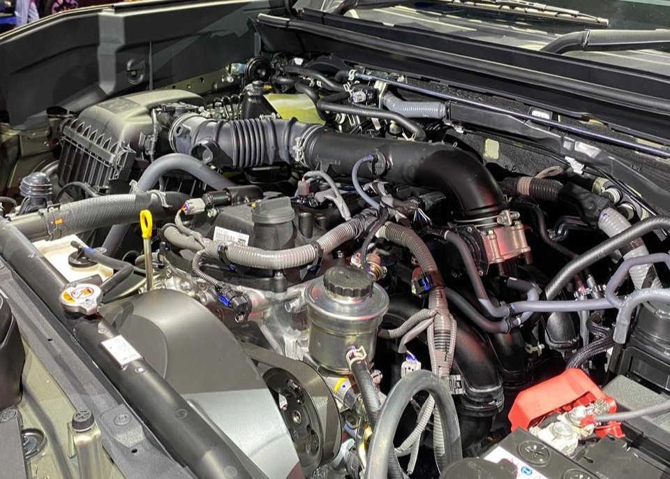 Toyota Land Cruiser FJ: Mesin 2.700 cc, 4WD, dan SUV Tangguh Baru