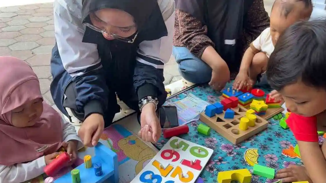 Mahasiswa KKN Bawa Pendampingan Edukatif ke Posyandu