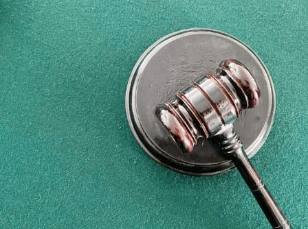 Mantan Pejabat Kejaksaan dan Pencucian Uang: Mengurai Kronologi dan Bukti