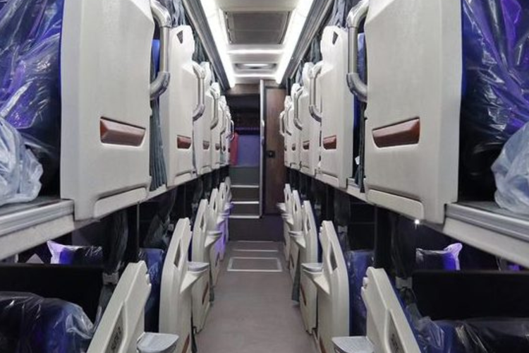 Bandingkan Sleeper Bus, Kereta, dan Pesawat untuk Perjalanan Jauh