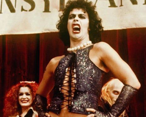 Tim Curry dan Peran Ikonik yang Mengubah Budaya Pop