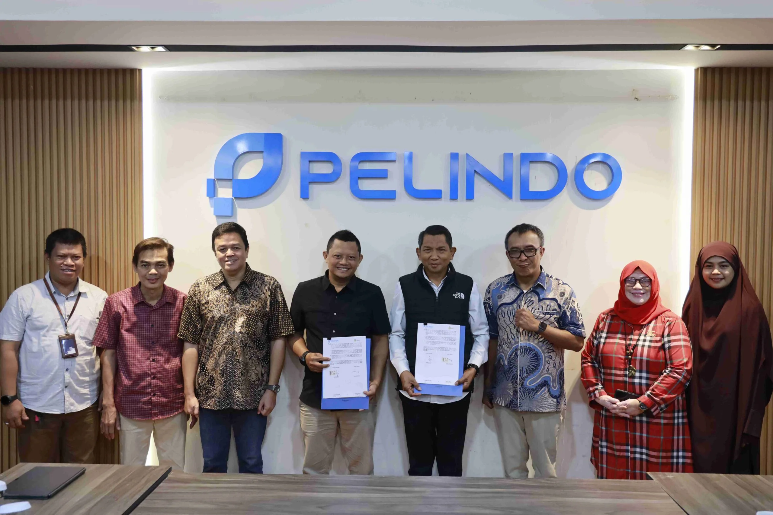 Pelabuhan Kendari Jadi Hub Logistik Nikel Strategis