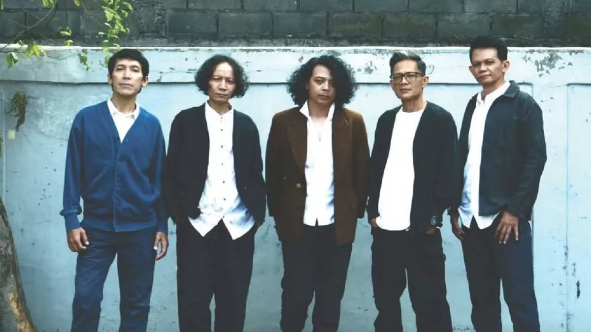 Band Tiket Mulai Era Baru Bersama Vokalis Rifqi FTR