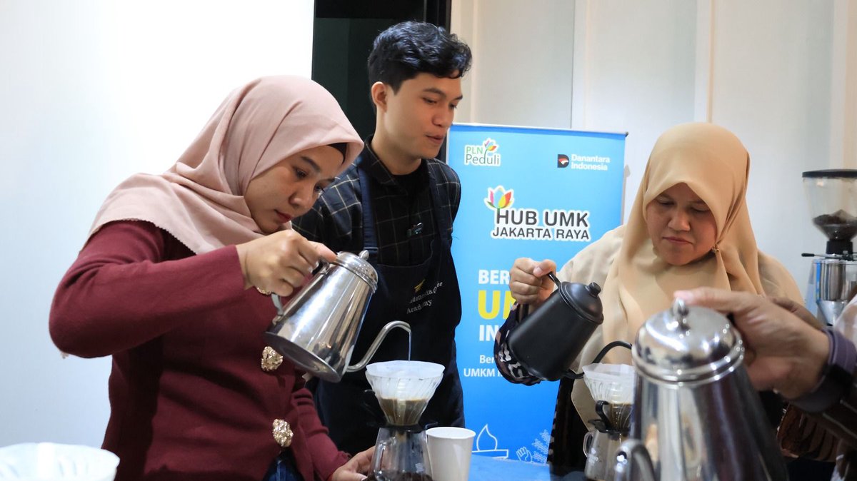 Pelatihan Kopi UMKM: Dari Manual Brewing ke Racikan Kekinian
