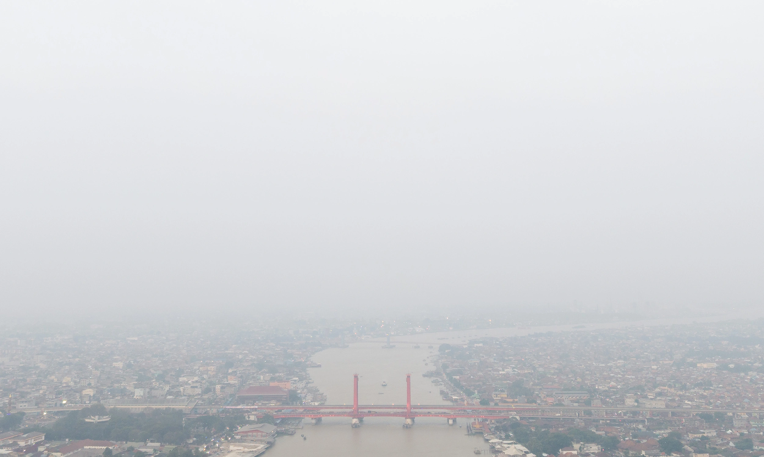 Kabut Asap Paksa 1,4 Juta Siswa Belajar dari Rumah