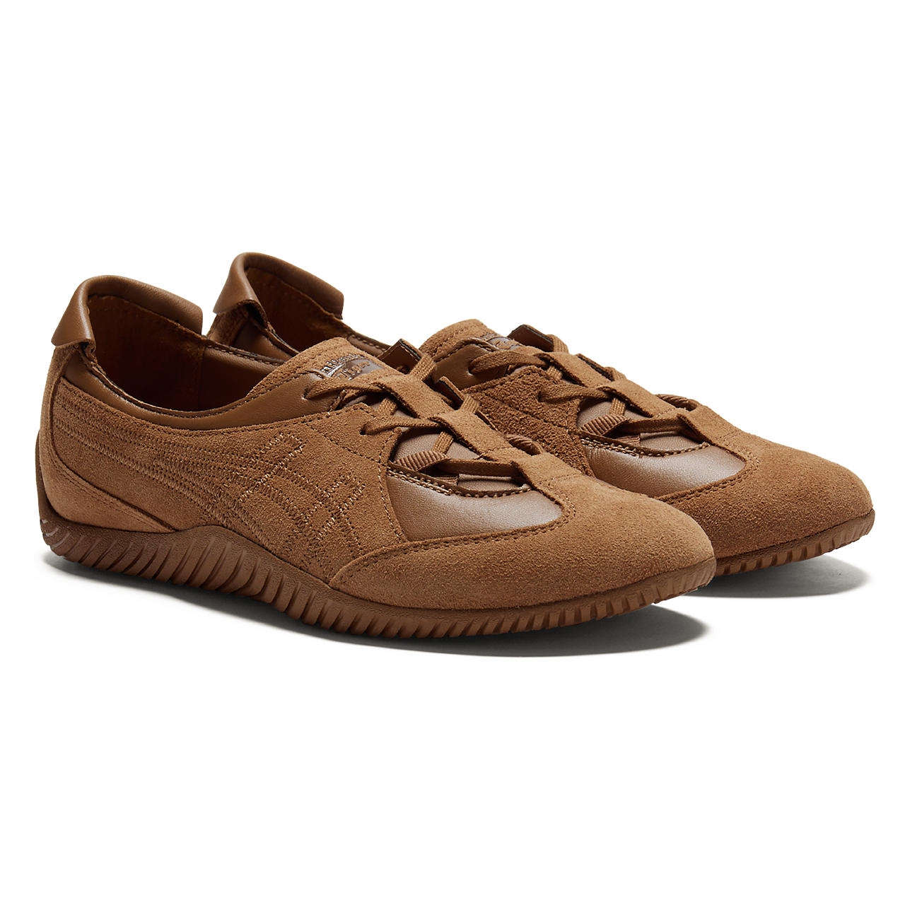 Onitsuka Tiger Trairina: Sepatu Minimalis Terinspirasi Balet