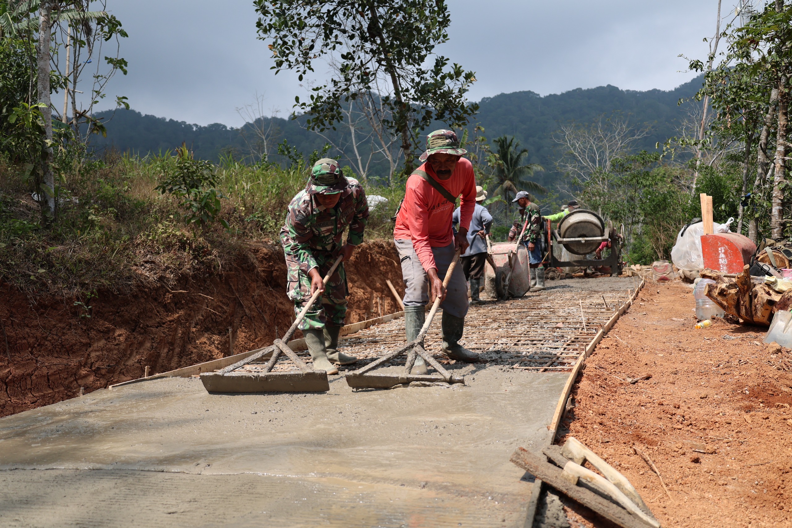 TMMD Ke-129: Jalan Kuat, Rumah Layak, Desa Lebih Berdaya