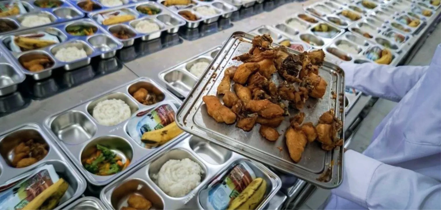 Program Makan Bergizi Gratis Turunkan Bolos dan Angkat Sehat Siswa