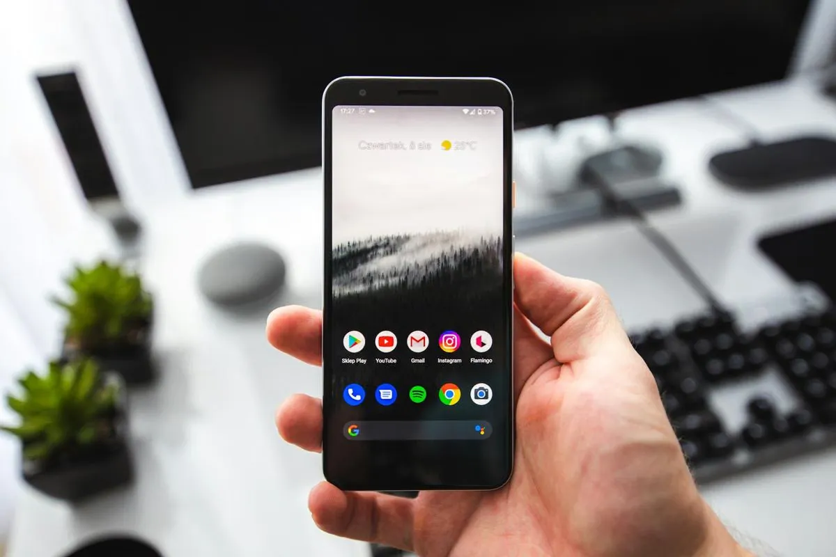 Ubah Tampilan Android Home Screen dengan Launcher Terbaik