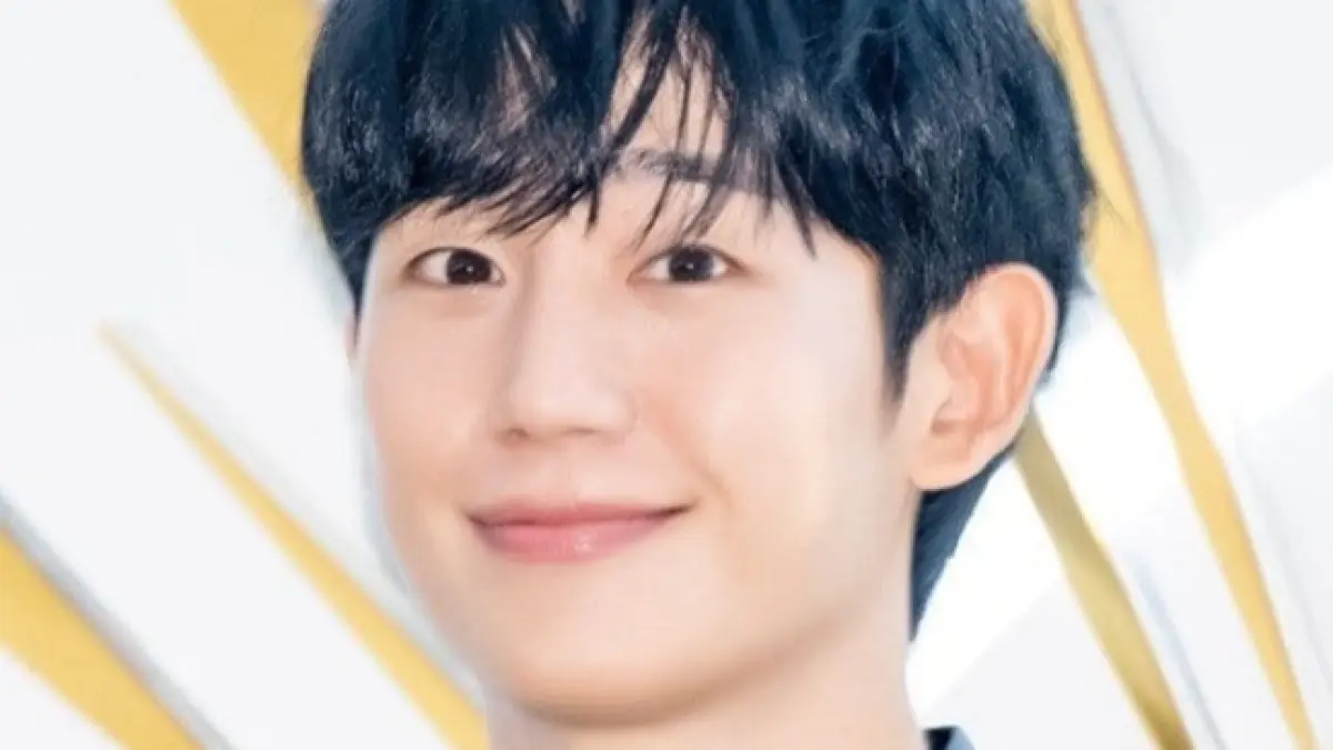 Panduan Lengkap Drama Jung Hae In: Romantis hingga Thriller