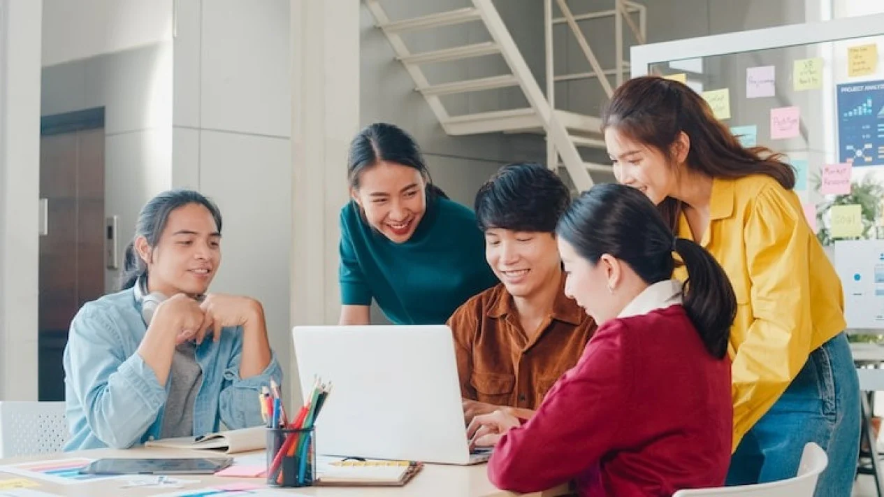 Program SMK Go Global dan Lompatan Vokasi ke Pasar Kerja Internasional