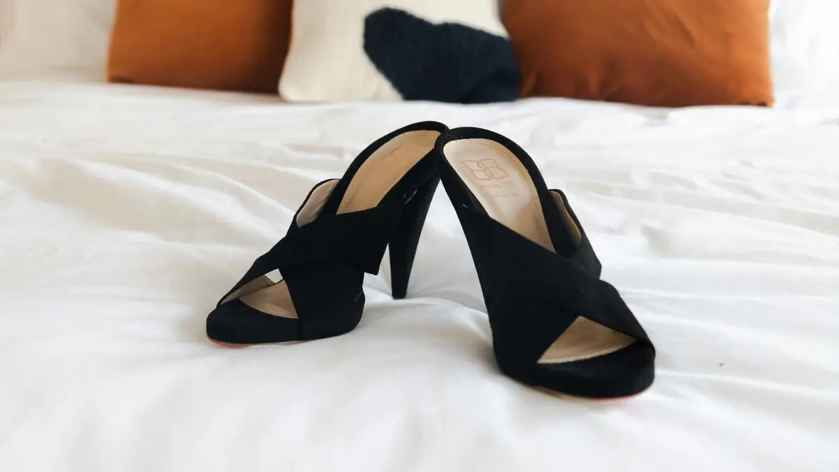 Kitten Heels Mendominasi Tren Mode: Gaya Tanpa Mengorbankan Nyaman