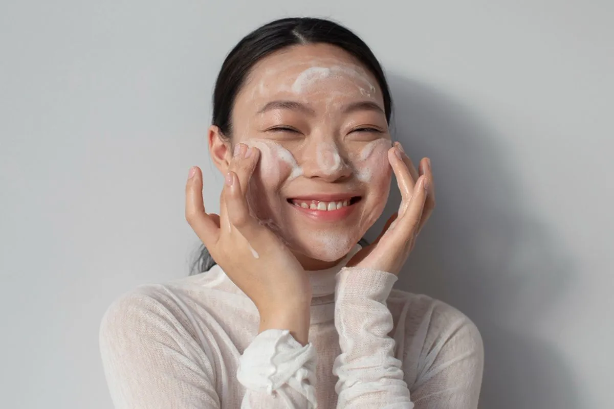 Panduan Memilih Jenis Cleanser Sesuai Tipe Kulit dan Barrier
