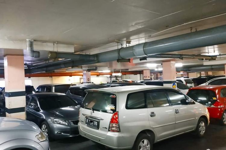 Panduan Aman Parkir Paralel Mobil Hybrid Toyota