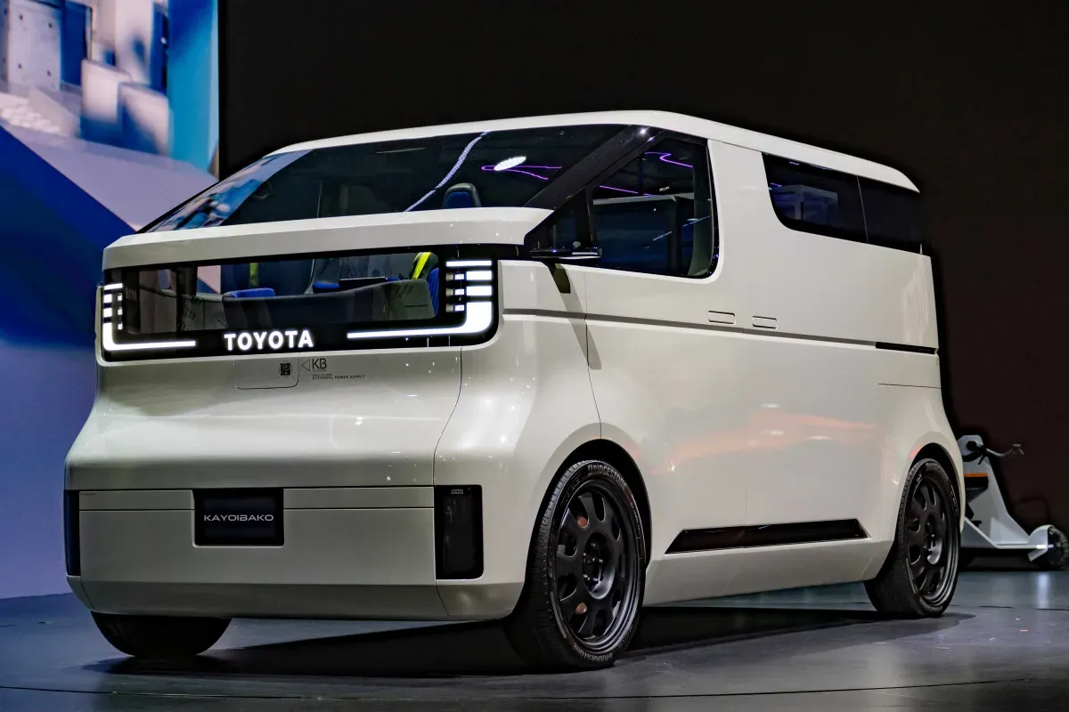 Strategi Multi-Pathway Toyota: Mengapa Hybrid Tetap Diutamakan