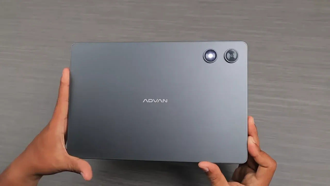 Advan V11: Tablet Murah Rp2 Jutaan dengan Keyboard, Layak Jadi Pengganti Laptop?