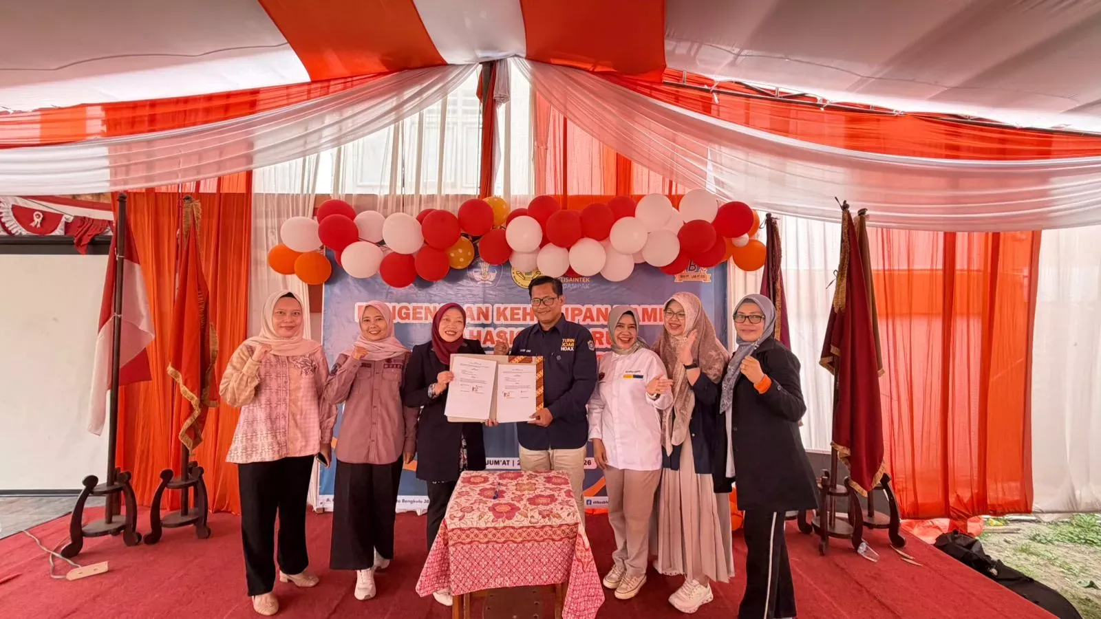 Sekolah dan Kampus Mulai Ajarkan Literasi AI untuk Cegah Hoaks