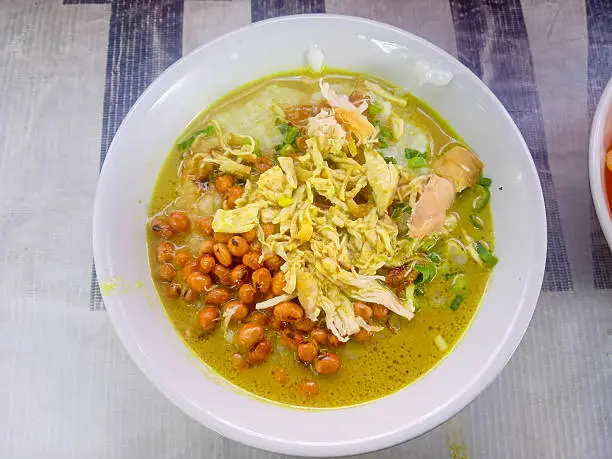 Bubur Ayam Raih Gelar Bubur Terenak Dunia