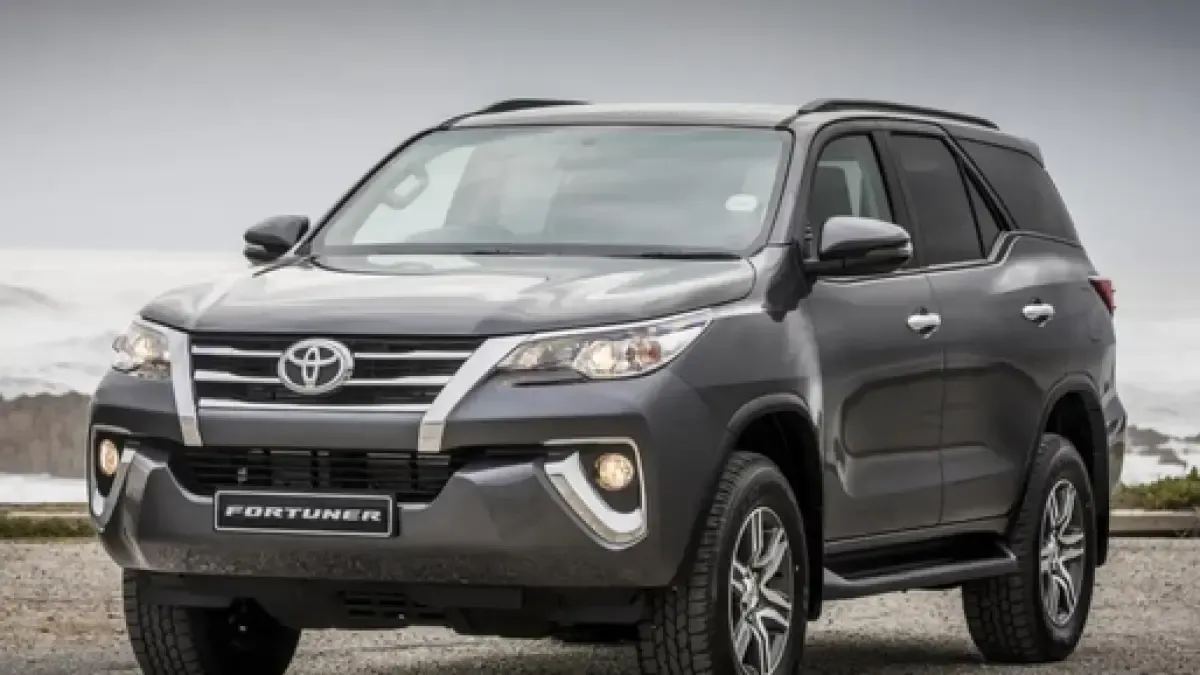 Fortuner GR Sport 4x4 Diesel vs SRZ Bensin Bekas
