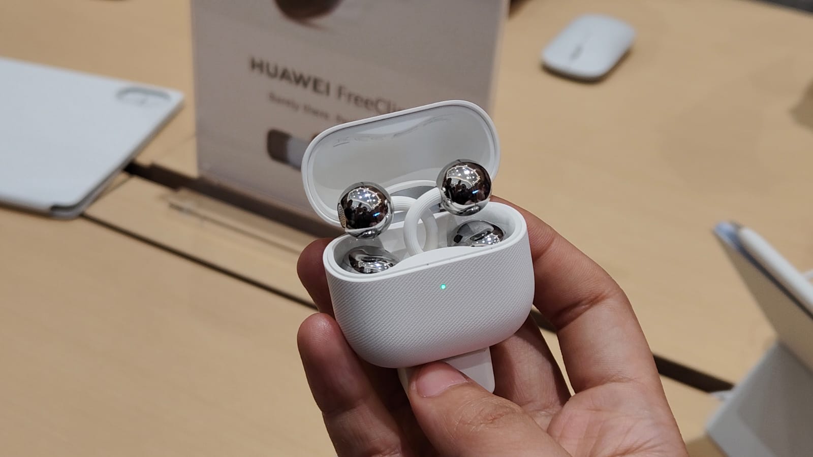Huawei MatePad Air: Tablet OLED 144Hz untuk Desain dan Produktivitas
