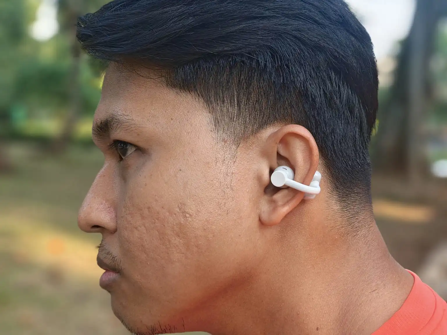 TWS Transparan dan Minimalis: Nothing Ear (3a) vs CMF Clip Pro