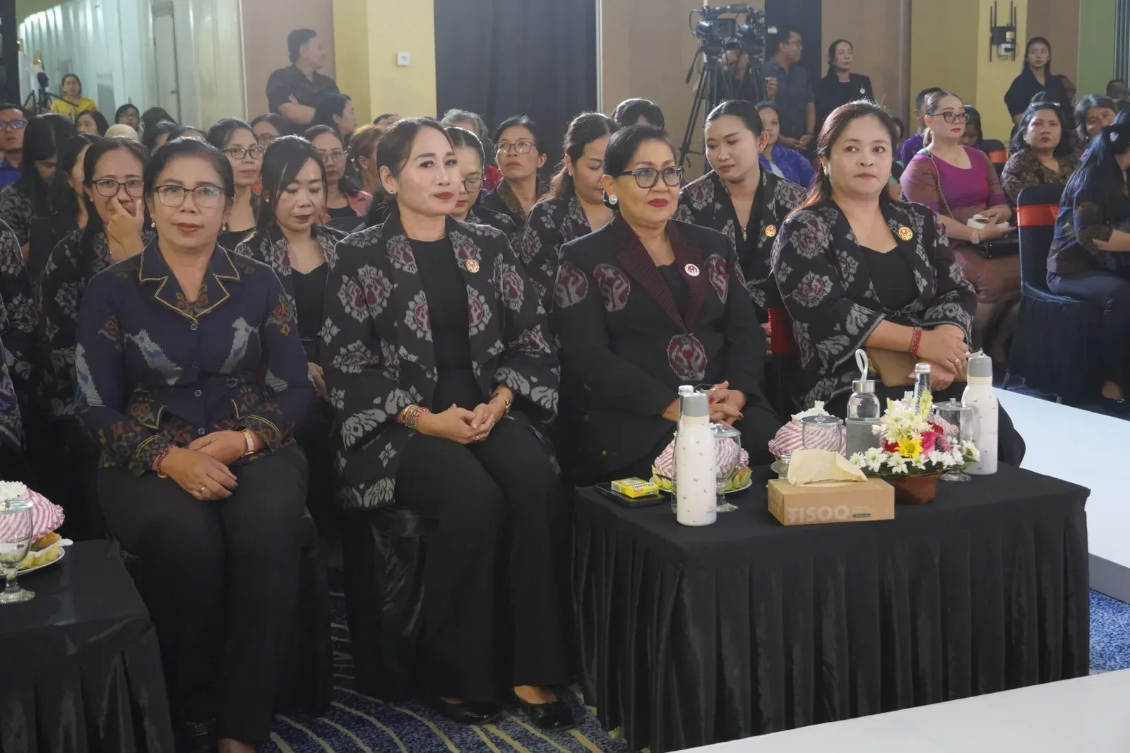 Wastra Bali Masuki Mode Global lewat Konsep Satu Jiwa, Tiga Rupa