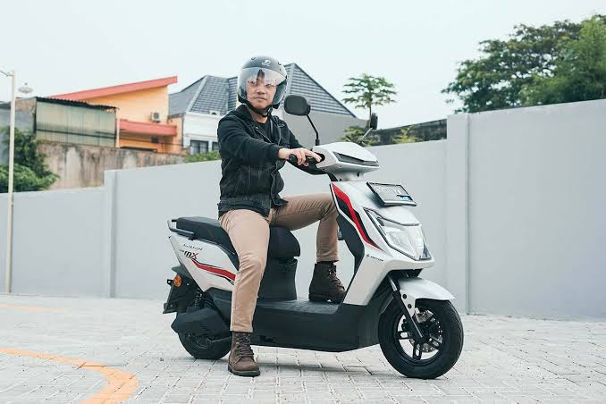 Insentif Motor Listrik Rp3 Juta: Lebih Kecil, Lebih Luas?