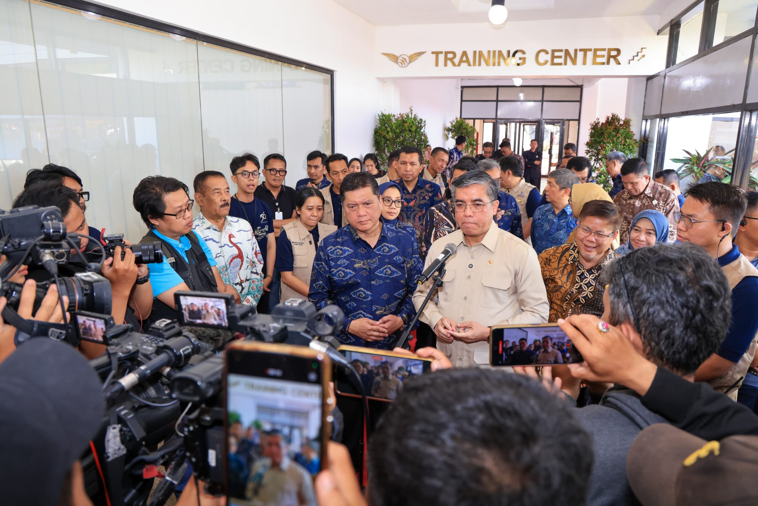 Generasi Muda Harus Kuasai Kompetensi AI Sekarang