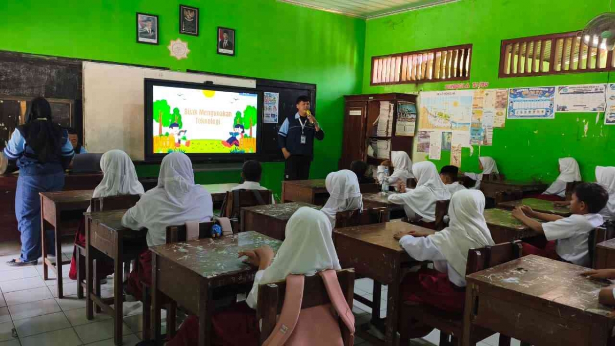 Wordwall dan Game Edukatif di Kelas Awal: Mengasah Literasi Digital Sejak Dini
