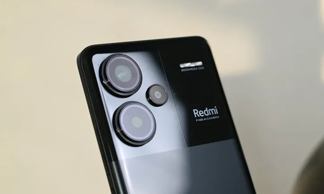5 Ponsel 3 Jutaan RAM 16GB untuk Gaming dan Multitasking