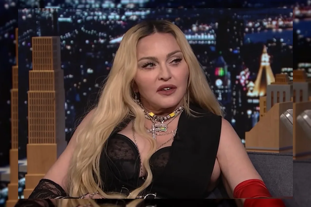 Menopause Bukan Akhir Kebugaran: Belajar dari Maia dan Madonna