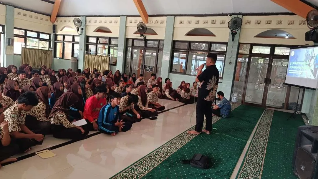 Standar Keamanan Pangan di Dapur Sekolah untuk Mencegah Keracunan Massal