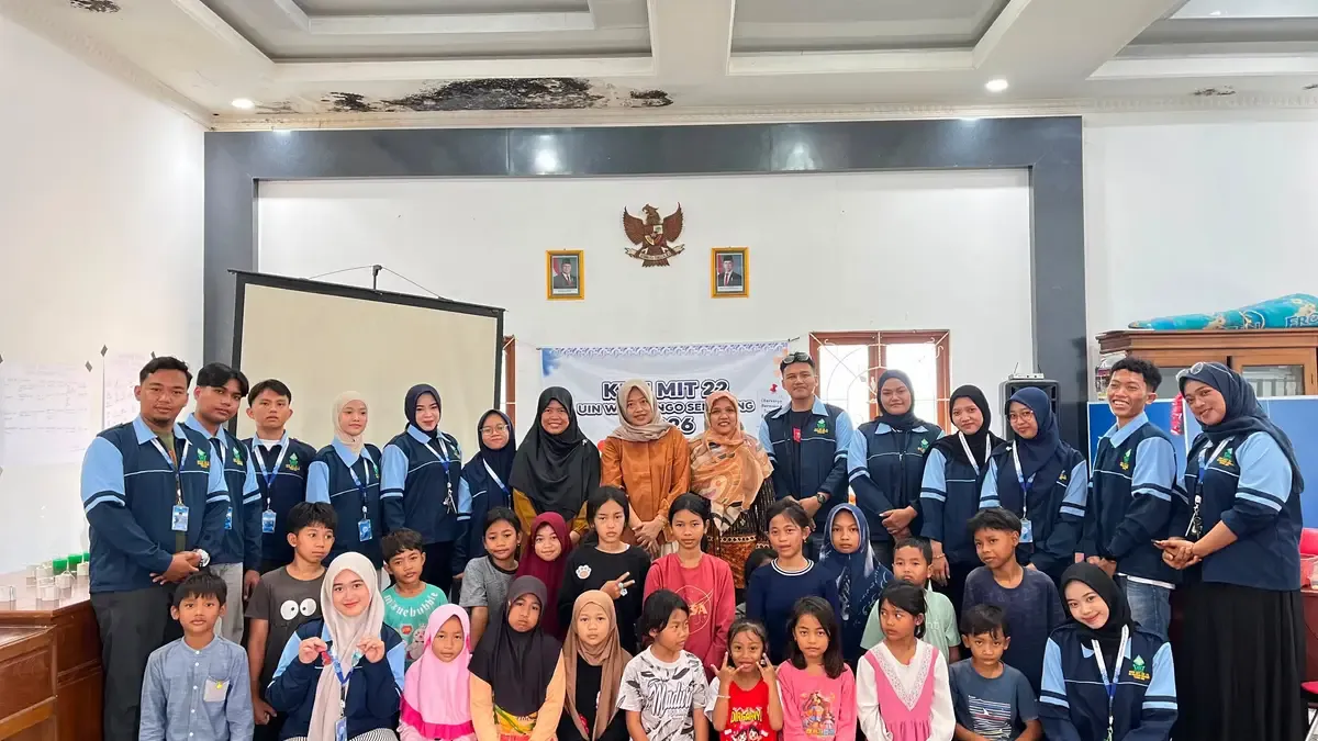 Workshop Kerajinan Ramah Lingkungan: Sampah dan Daun Jadi Karya Anak