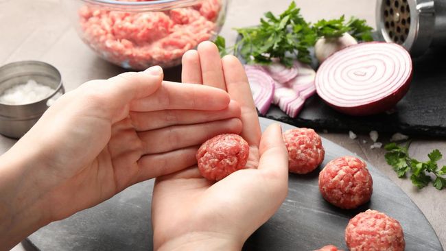 Panduan Lengkap Transisi MPASI ke Makanan Keluarga