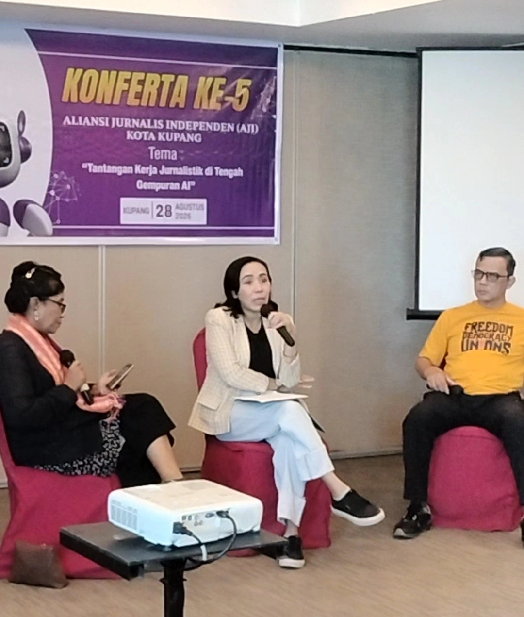 AI Sebagai Asisten Jurnalis: Bantu Produktivitas, Bukan Menggantikan Liputan