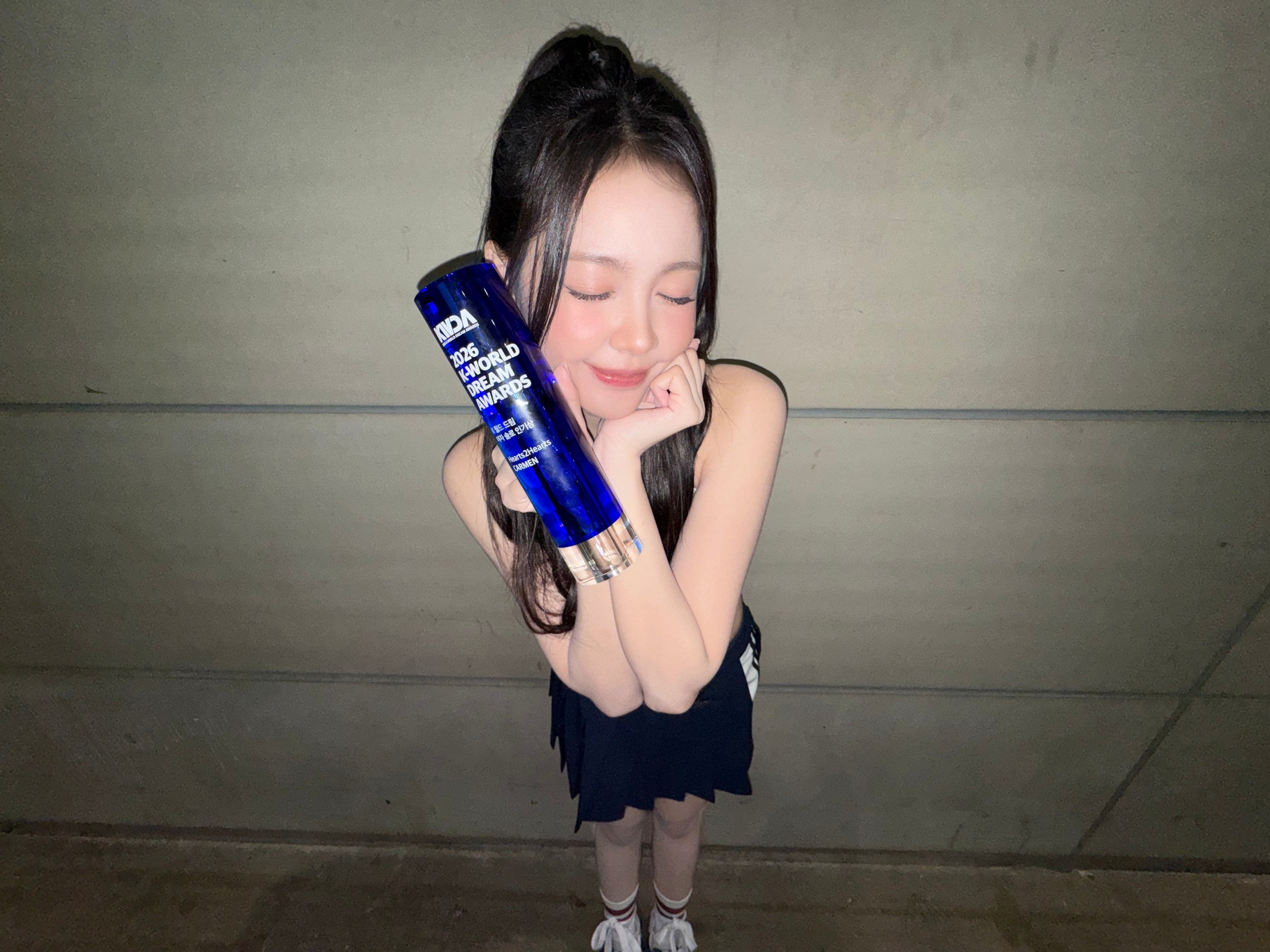 Carmen Hearts2Hearts Raih Female Solo Popularity Award