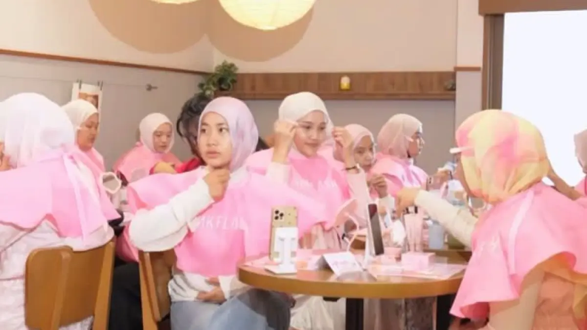 Kelas Makeup Mandiri dan Lonjakan Kepercayaan Diri Anak Muda
